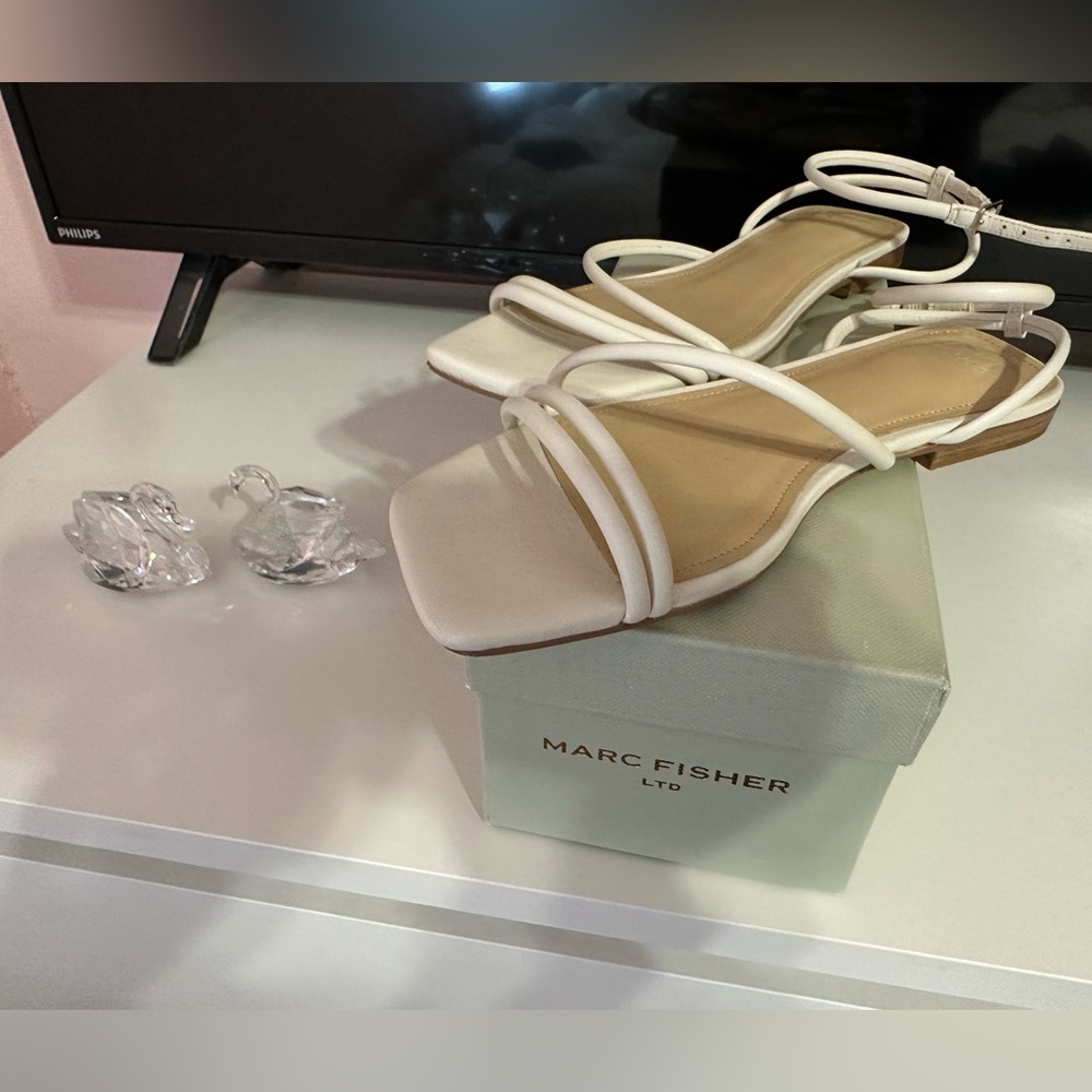 Marc Fisher Leather Flat Sandals